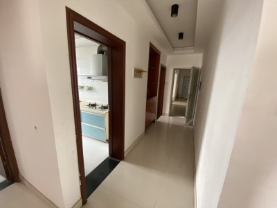 2室2廳1陽(yáng)臺(tái) 新亞洲五環(huán)鋒尚