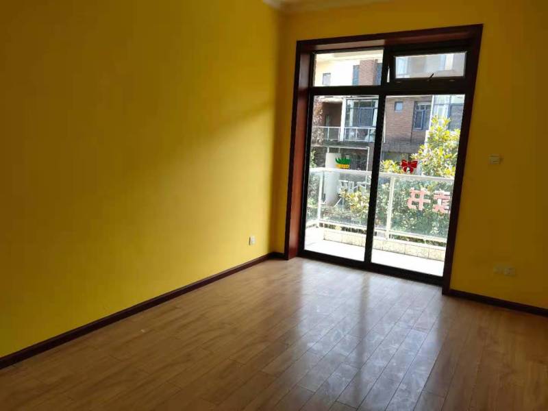 4室2廳3陽臺 滇池衛(wèi)城紫園別墅衛(wèi)生間