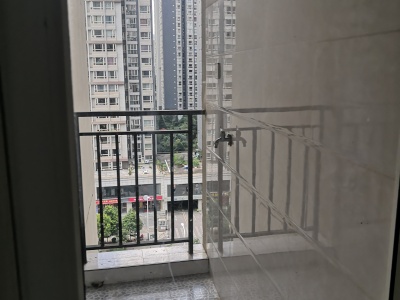 2室2廳2陽(yáng)臺(tái) 金江小區(qū)曦苑