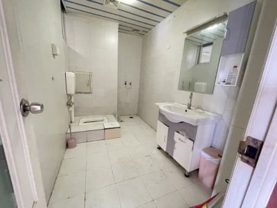 3室2廳1陽臺 傲城廣場衛(wèi)生間