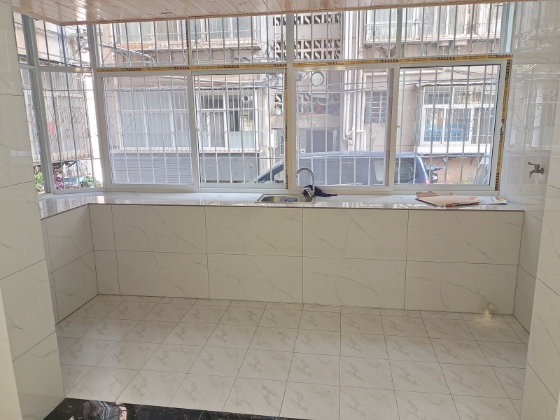 3室1廳1陽臺 煤機(jī)新村廚房