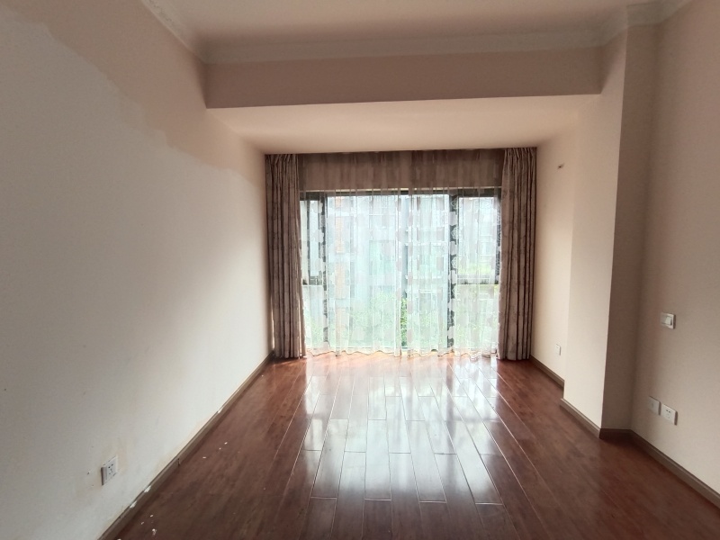 3室2廳1陽臺(tái) 滇池衛(wèi)城錦尚客廳