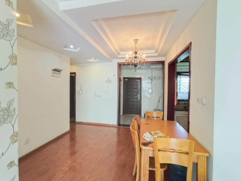 3室2廳1陽臺(tái) 滇池衛(wèi)城錦尚客廳