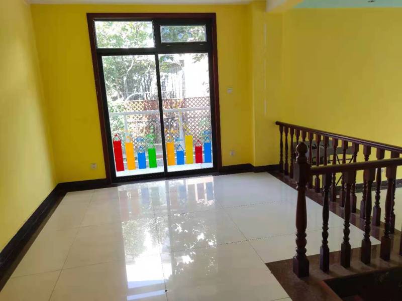 4室2廳3陽臺 滇池衛(wèi)城紫園別墅臥室