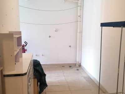 3室2廳1陽(yáng)臺(tái) 濱江俊園塞納組團(tuán)