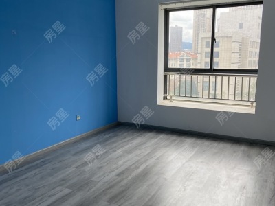 5室2廳2陽臺(tái) 滇池源居臥室