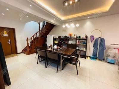 2室2廳2陽臺(tái) 紅星國際檀宮