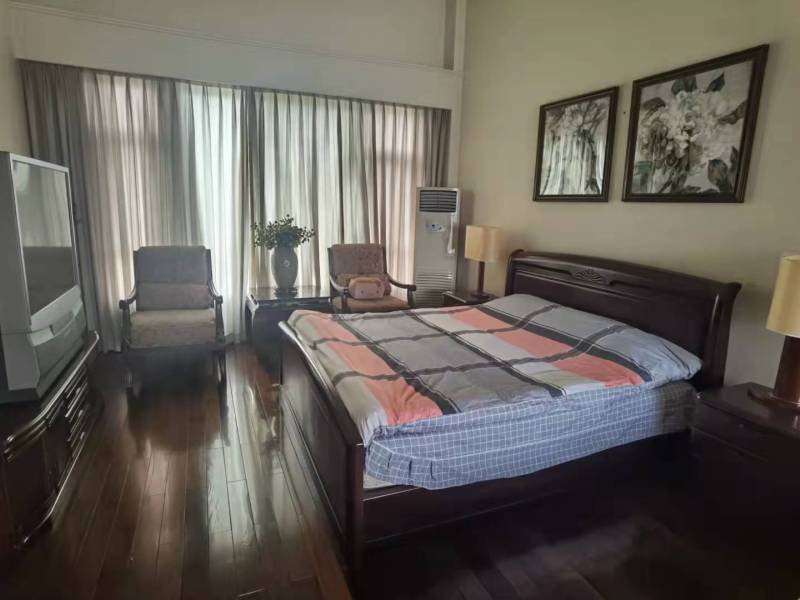 4室2廳2陽臺(tái) 滇池花園別墅其他