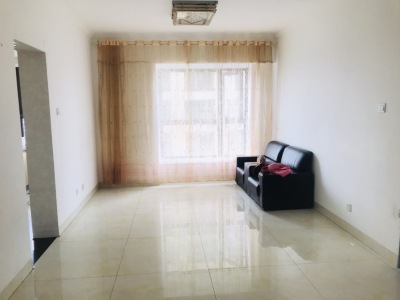 1室1廳1陽臺 俊發(fā)盛唐城