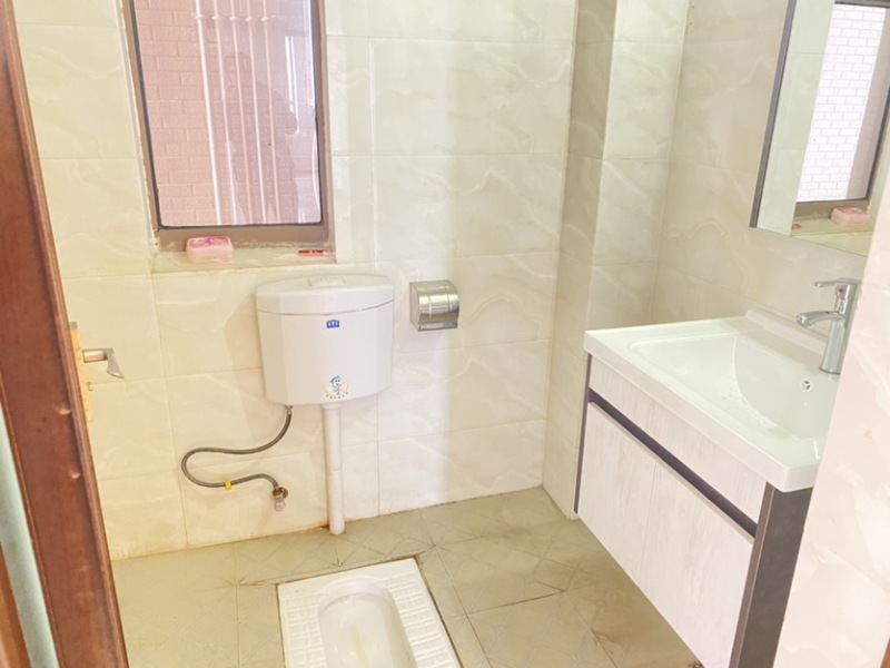 3室2廳2陽臺 西南海一期客廳