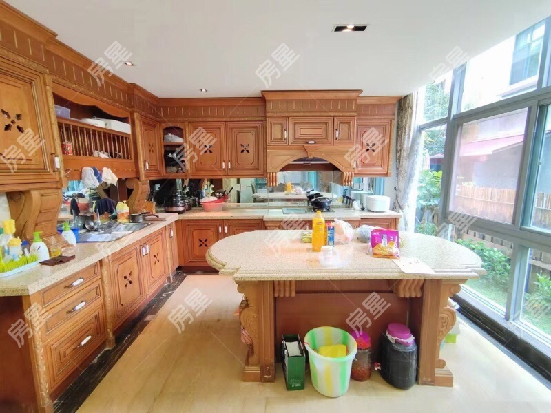 6室3廳6陽臺 滇池高爾夫別墅別墅客廳