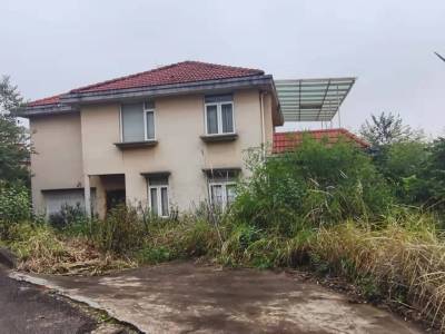 4室2廳4陽臺 西亞山莊別墅自家花園