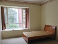 5室2廳3陽臺 湖畔之夢臥室