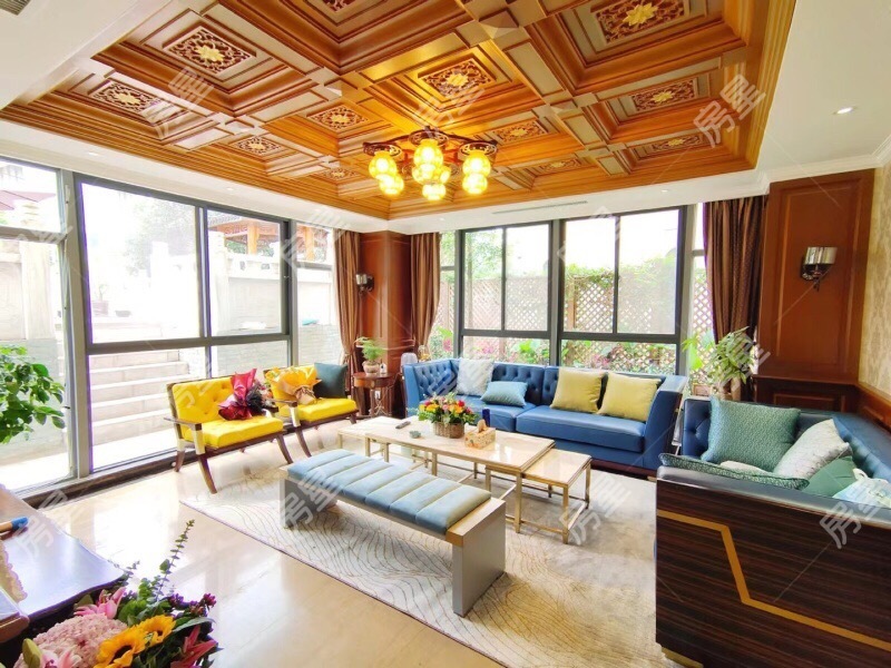 6室3廳6陽臺 滇池高爾夫別墅別墅客廳