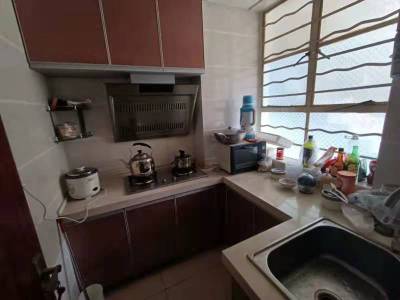 2室1廳1陽臺(tái) 報(bào)國街4號(hào)