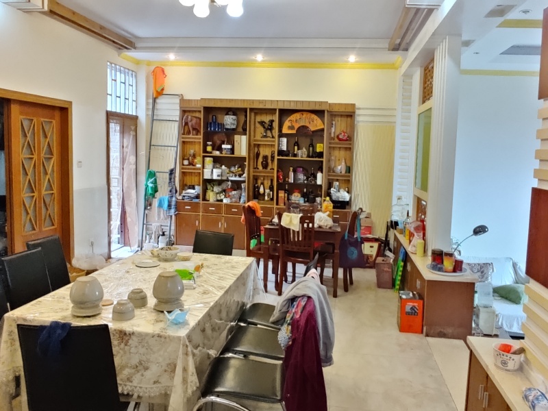 6室2廳3陽臺 清水木華別墅餐廳