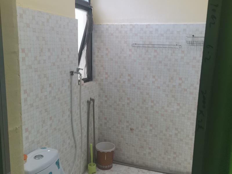 4室2廳2陽(yáng)臺(tái) 奧宸橙郡一期衛(wèi)生間