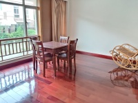 6室2廳3陽臺 清水木華別墅臥室