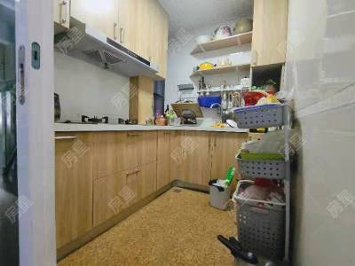 4室2廳2陽(yáng)臺(tái) 滇池衛(wèi)城錦尚