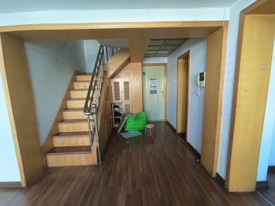 3室2廳1陽臺(tái) 金洲灣