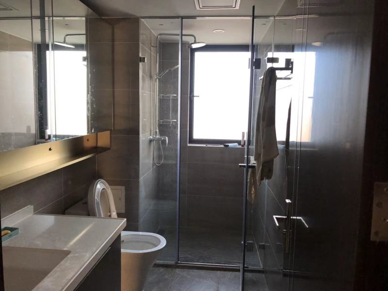 4室2廳2陽(yáng)臺(tái) 美的順城府臥室