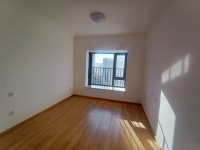 3室2廳2陽(yáng)臺(tái) 中海龍泉公館客廳