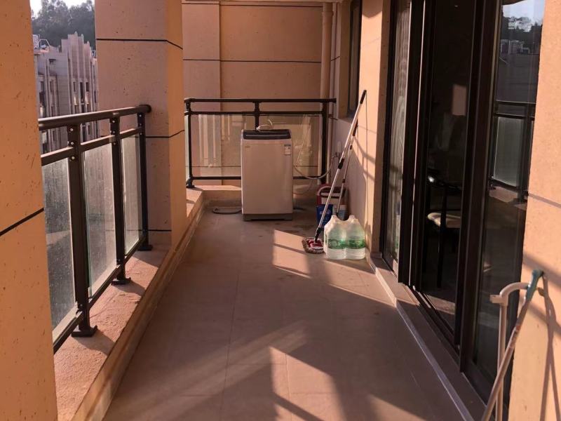 4室2廳2陽(yáng)臺(tái) 美的順城府臥室