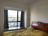 4室2廳2陽(yáng)臺(tái) 美的順城府臥室