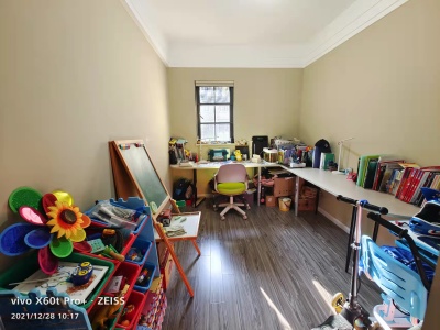 3室2廳2陽臺(tái) 公園1903圣維望