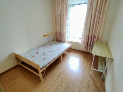 3室2廳2陽臺(tái) 滇池衛(wèi)城藍(lán)域晴天