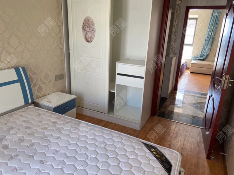 3室2廳2陽(yáng)臺(tái) 新希望希望匯臥室