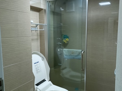 3室2廳1陽臺 86街公寓U2衛(wèi)生間