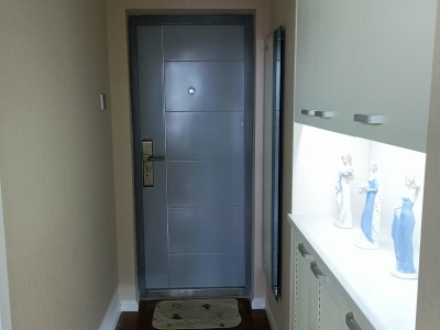 3室2廳1陽臺 86街公寓U2門廳