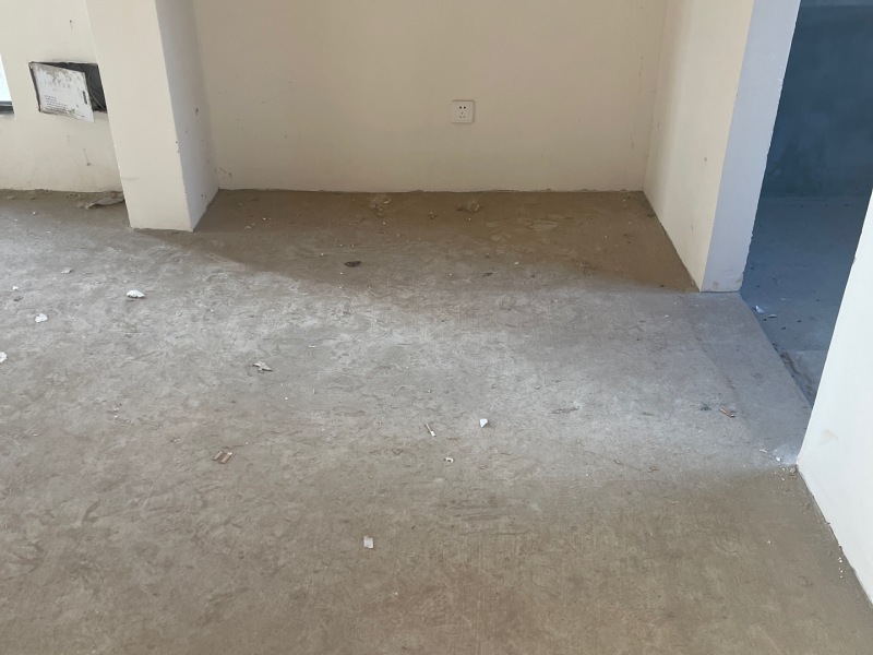 5室2廳2陽臺 招商海公館別墅餐廳