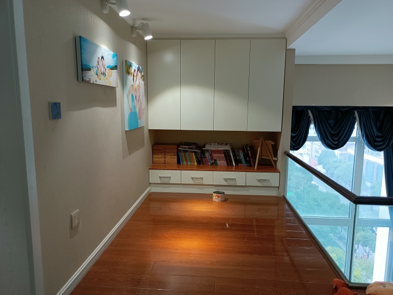 3室2廳1陽臺 86街公寓U2衛(wèi)生間