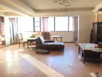 5室3廳2陽臺 云錫花園三期客廳