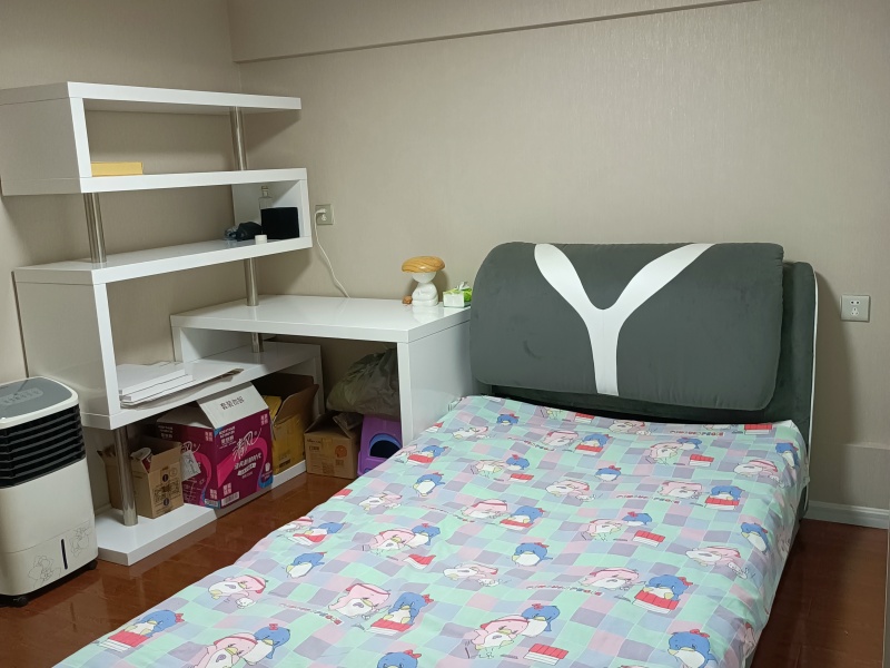 3室2廳1陽臺 86街公寓U2臥室