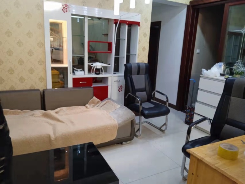 4室2廳2陽臺 香樟俊園二期臥室