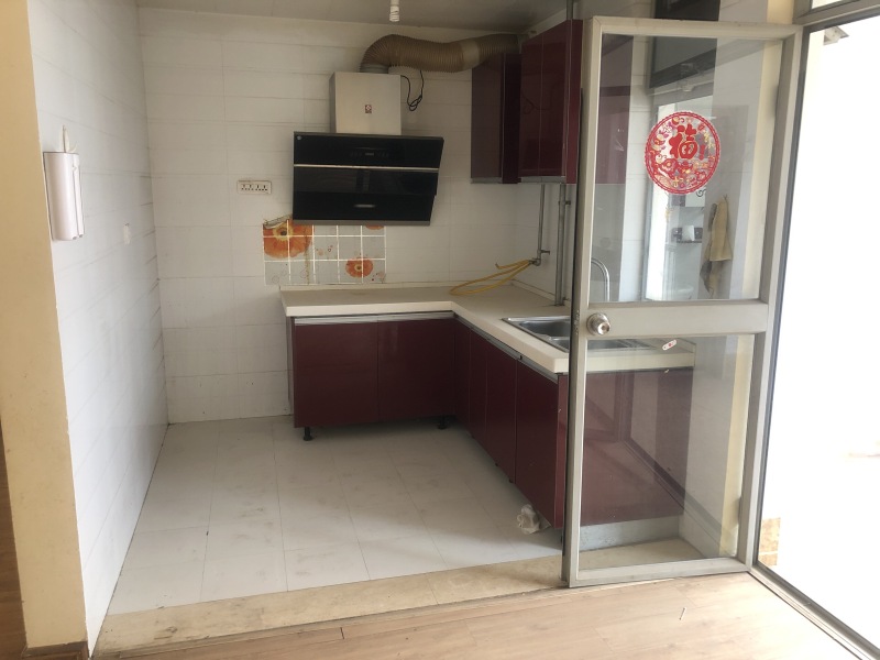 3室2廳2陽臺 金色交響家園水韻組團廚房