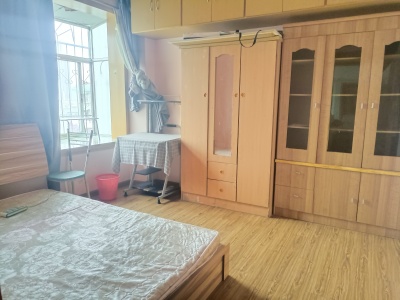 2室2廳1陽臺 白馬小區(qū)