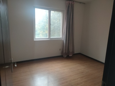 3室2廳1陽臺(tái) 怡芳苑其他