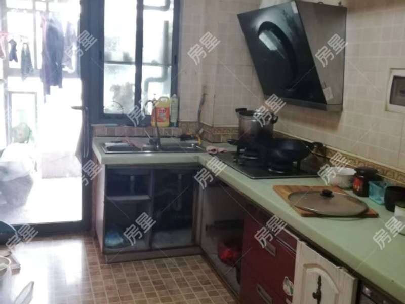 3室2廳2陽(yáng)臺(tái) 銀海領(lǐng)域廚房