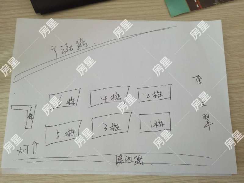 5室2廳2陽(yáng)臺(tái) 水岸楓林其他