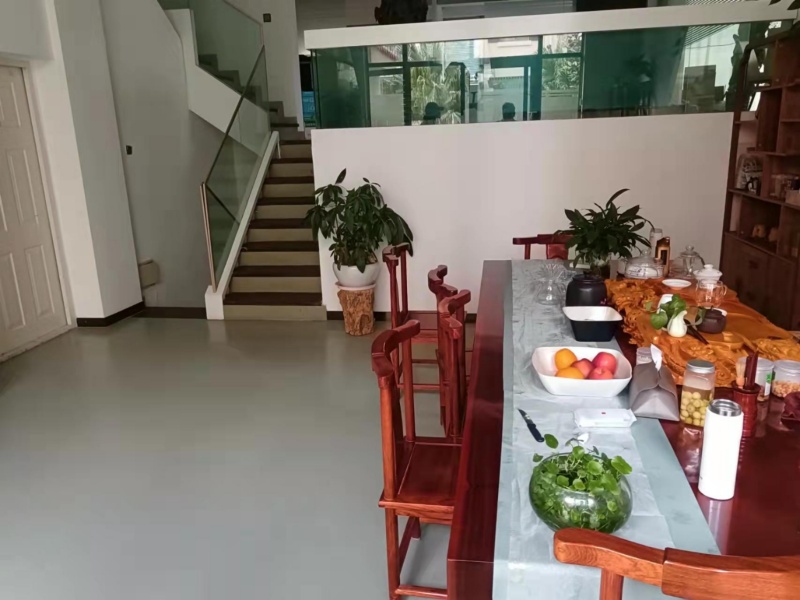 5室2廳2陽臺 香檳小鎮(zhèn)別墅臥室