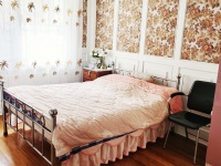 9室3廳2陽臺 鑫苑小區(qū)別墅臥室