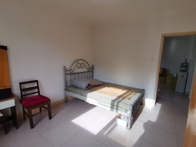 2室2廳2陽臺 波羅小區(qū)