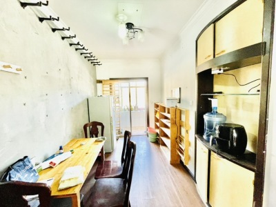 2室2廳 環(huán)城北路210號