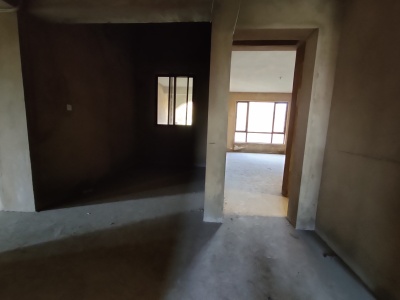 4室2廳1陽臺(tái) 平和花園