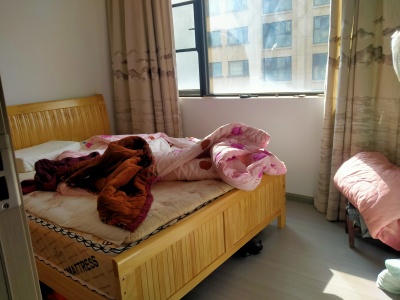 4室2廳2陽(yáng)臺(tái) 悅滿欣城