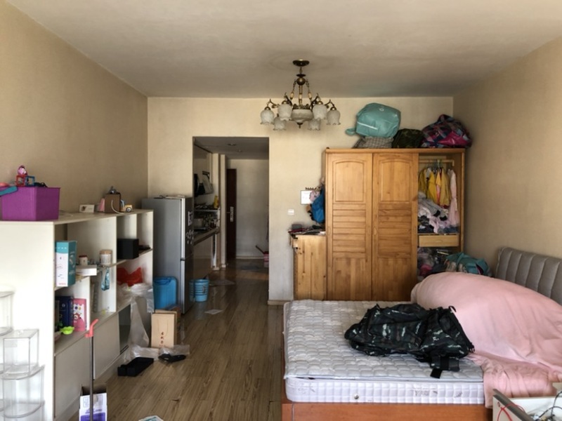 1室1廳1陽臺 和諧世紀(jì)客廳